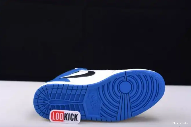 White Travis and Blue Jordan DH3227-105 1 Air Scott 0701